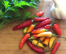 Load image into Gallery viewer, Birds Eye Chilli - 30 Seeds